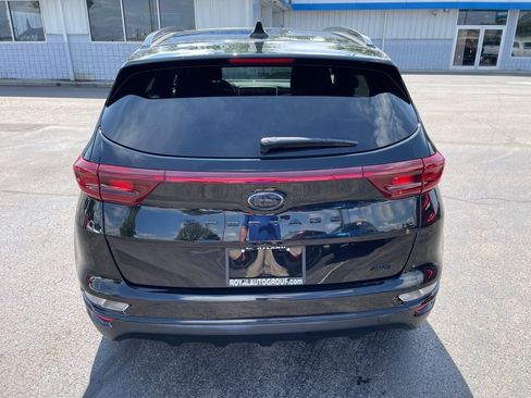 Used 2022 Kia Sportage Nightfall Edition image 10