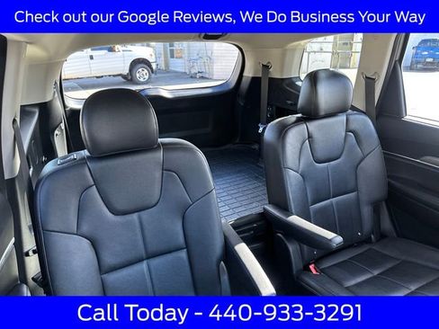 Used 2021 Kia Telluride EX w/ EX Premium Package AWD/4WD image 16