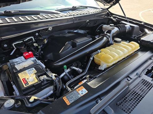 Used 2019 Ford Expedition Max Limited image 29