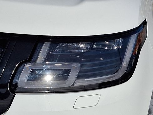 Used 2021 Land Rover Range Rover Westminster Edition image 8