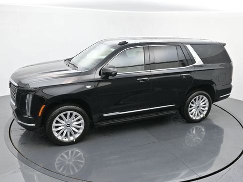 New 2026 Cadillac Escalade 4WD w/ LPO, Floor Liner Package image 24