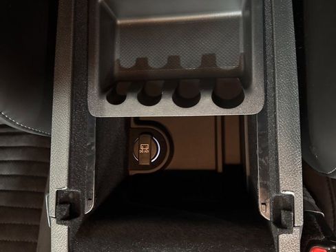 Used 2023 Dodge Charger Scat Pack w/ Daytona Edition Group image 26