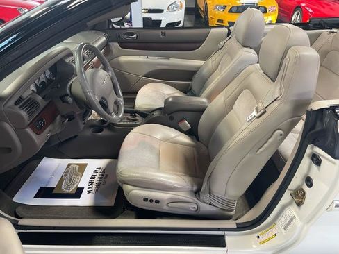 Used 2006 Chrysler Sebring Limited w/ Luxury Group FWD image 21