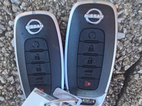 New 2026 Nissan Pathfinder Platinum AWD/4WD image 50
