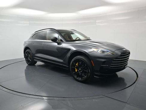 Used 2025 Aston Martin DBX 707 AWD/4WD image 32