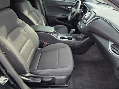Used 2024 Chevrolet Malibu LS w/ Driver Confidence Package image 15