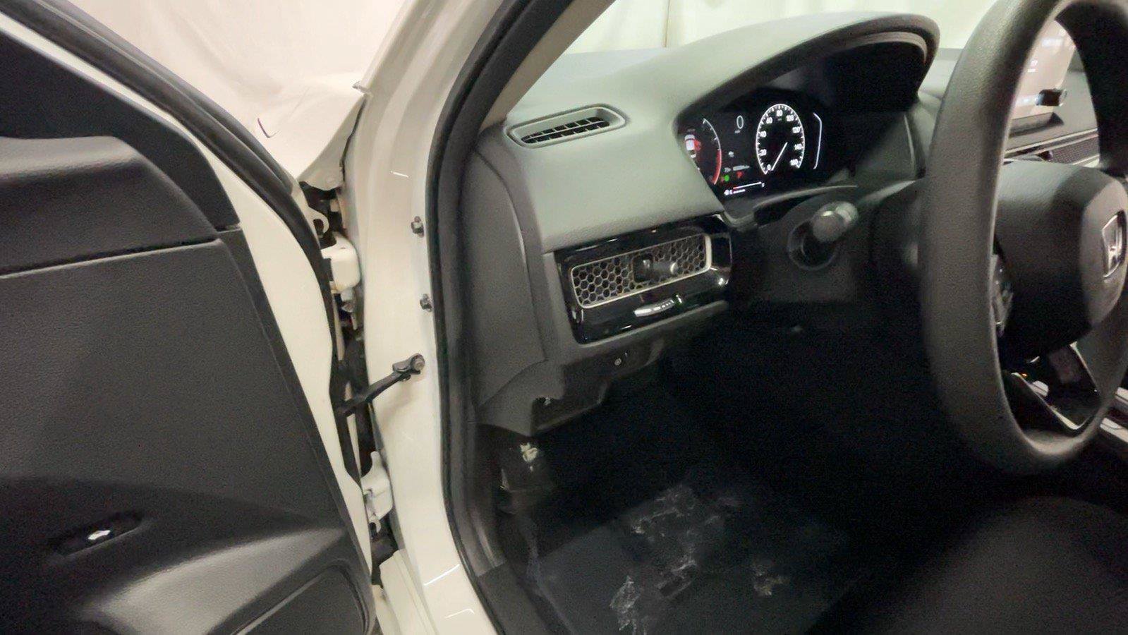 Used 2025 Honda Civic LX image 34