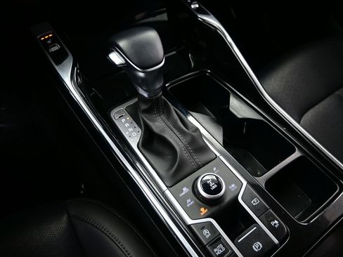 Used 2023 Kia Sorento SX image 25