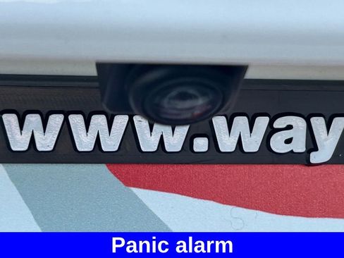 Used 2024 Nissan Rogue S image 22