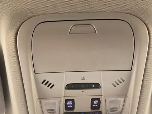 Used 2023 GMC Acadia SLE w/ Driver Convenience Package AWD/4WD image 14