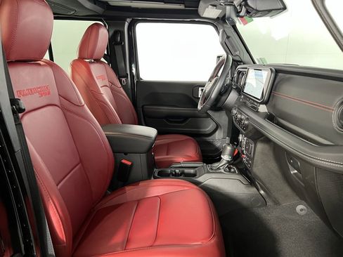 Used 2024 Jeep Wrangler Unlimited Rubicon 392 image 35