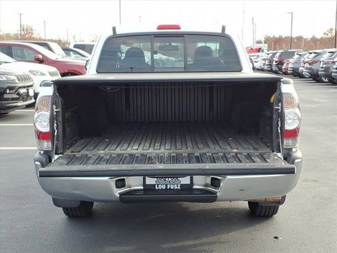 Used 2011 Toyota Tacoma 2WD Access Cab image 28