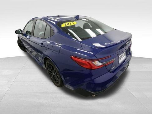 Used 2025 Toyota Camry XSE image 9