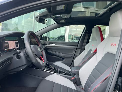 Used 2025 Volkswagen GTI Autobahn FWD image 10