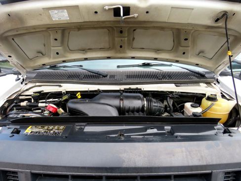 Used 2014 Ford E-150 and Econoline 150 w/ Commercial Cargo Van Package image 23