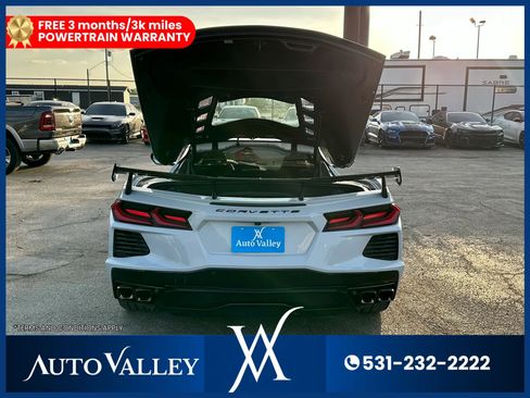 Used 2022 Chevrolet Corvette Stingray Preferred Cpe w/ Engine Appearance Package RWD image 23