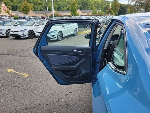 New 2025 Volkswagen Jetta SE image 45