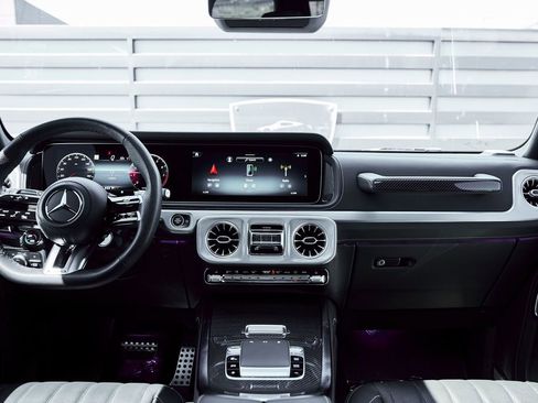 Used 2025 Mercedes-Benz G 63 AMG 4MATIC image 53