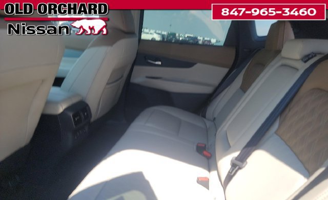 Used 2025 Nissan Murano Platinum w/ Cargo Package AWD/4WD image 10