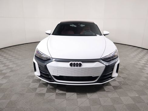 Certified 2023 Audi e-tron GT Prestige image 2