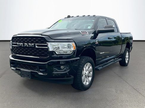 Used 2022 RAM 2500 Big Horn w/ Level A Equipment Group AWD/4WD image 3
