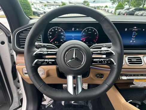 New 2026 Mercedes-Benz GLS 580 4MATIC image 27