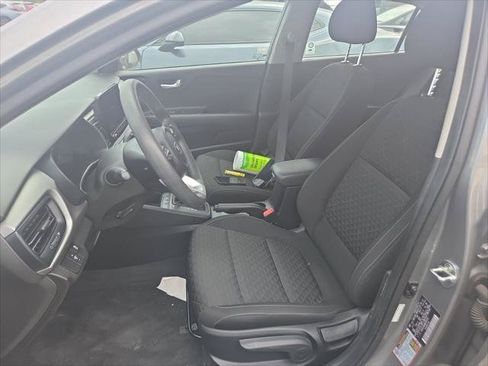 Used 2021 Kia Rio S FWD image 21
