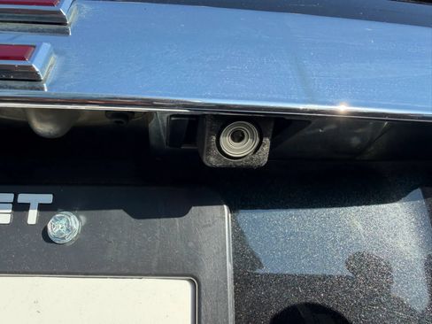 Used 2015 GMC Acadia SLE FWD image 54