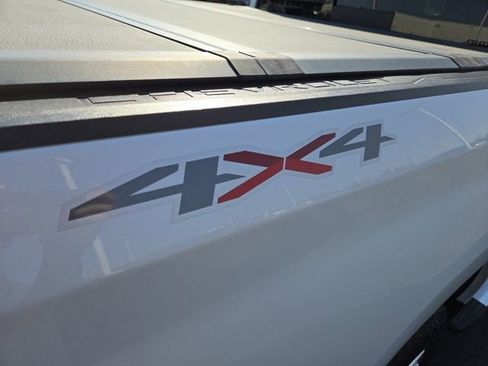 Used 2022 Chevrolet Silverado 1500 LTZ image 13