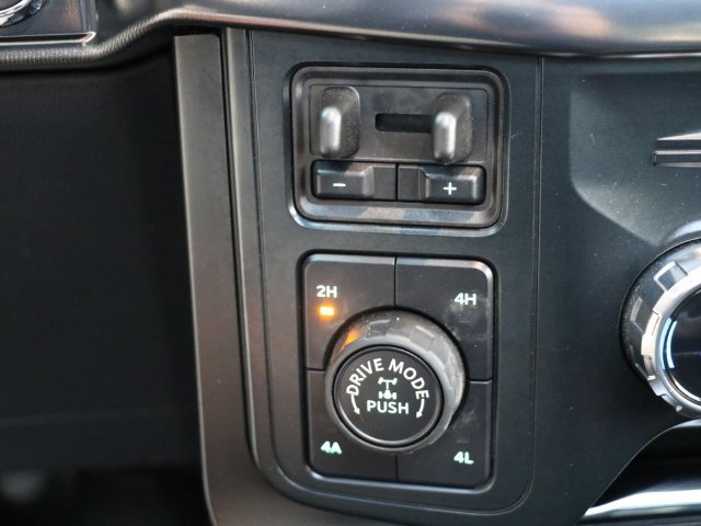 Used 2025 Ford F150 Raptor AWD/4WD image 29