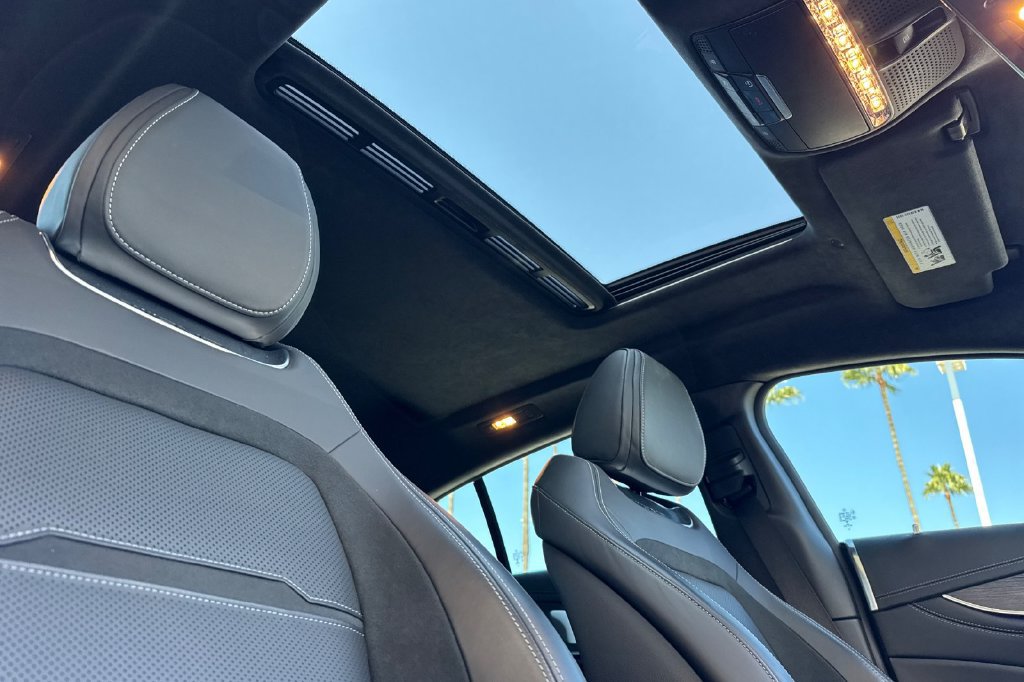 Used 2023 Mercedes-Benz AMG GT 43 image 21