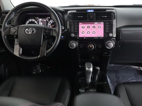 Used 2024 Toyota 4Runner TRD Off-Road Premium w/ Moonroof Package AWD/4WD image 2