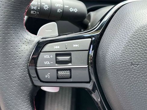 Certified 2025 Acura ADX A-Spec image 31