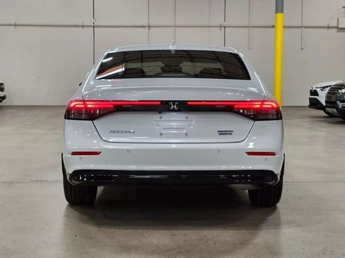 Used 2024 Honda Accord Sport image 5