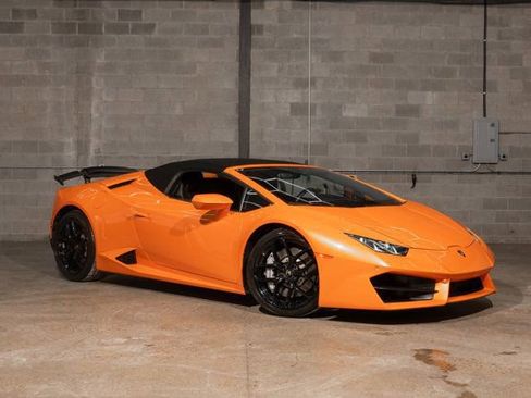 Used 2019 Lamborghini Huracan LP 580-2 image 27