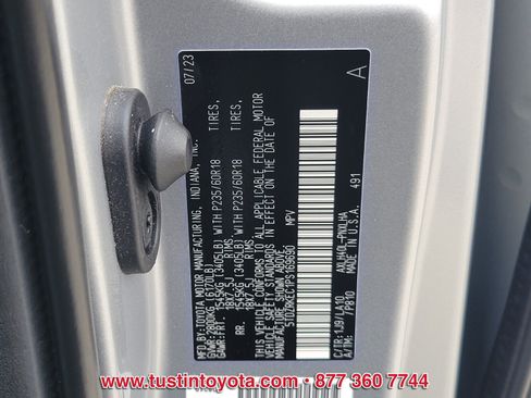 Certified 2023 Toyota Sienna Limited image 18