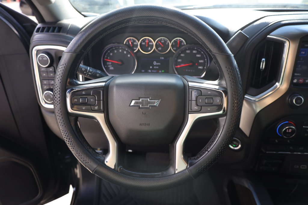 Used 2021 Chevrolet Silverado 1500 RST AWD/4WD image 13