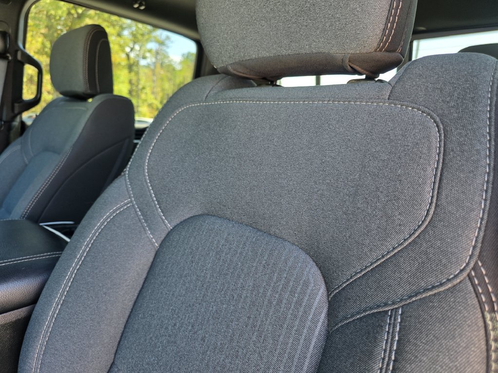 Used 2022 RAM 1500 Big Horn AWD/4WD image 22