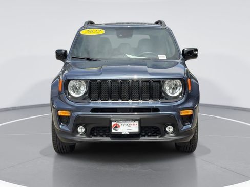 Used 2022 Jeep Renegade Altitude w/ Convenience Group AWD/4WD image 2