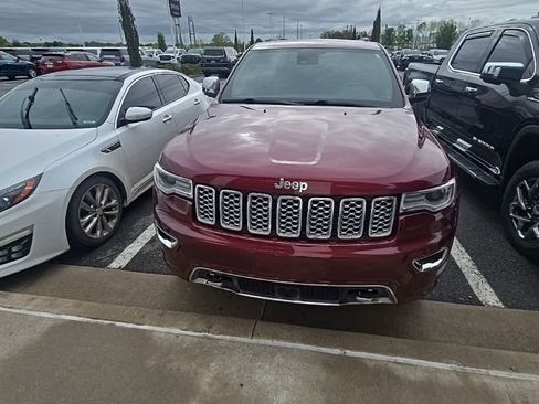 Used 2019 Jeep Grand Cherokee Overland image 9