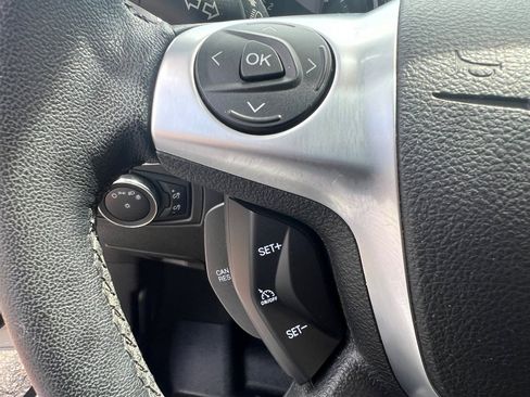 Used 2014 Ford Focus Titanium FWD image 19
