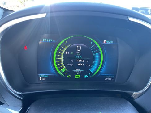 Used 2017 Chevrolet Volt Premier w/ Driver Confidence II Package image 25