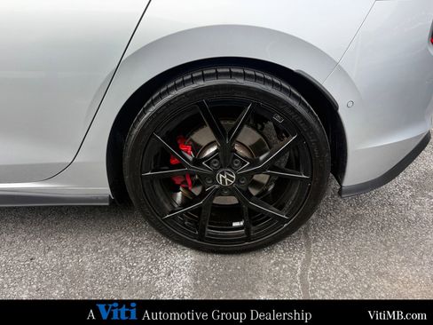 Used 2024 Volkswagen GTI Autobahn image 11