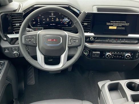 New 2026 GMC Sierra 2500 SLT w/ X31 Off-Road Package image 15