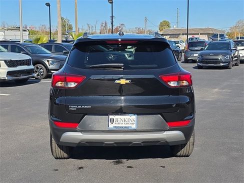 Used 2025 Chevrolet TrailBlazer LT image 5