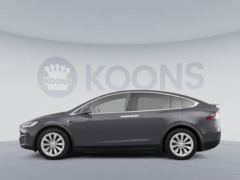 Used 2019 Tesla Model X 100D AWD/4WD image 2