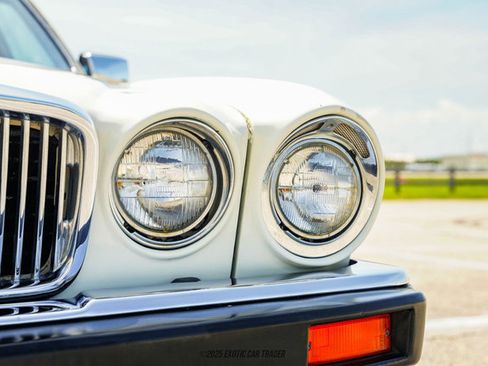 Used 1987 Jaguar XJ6 image 62