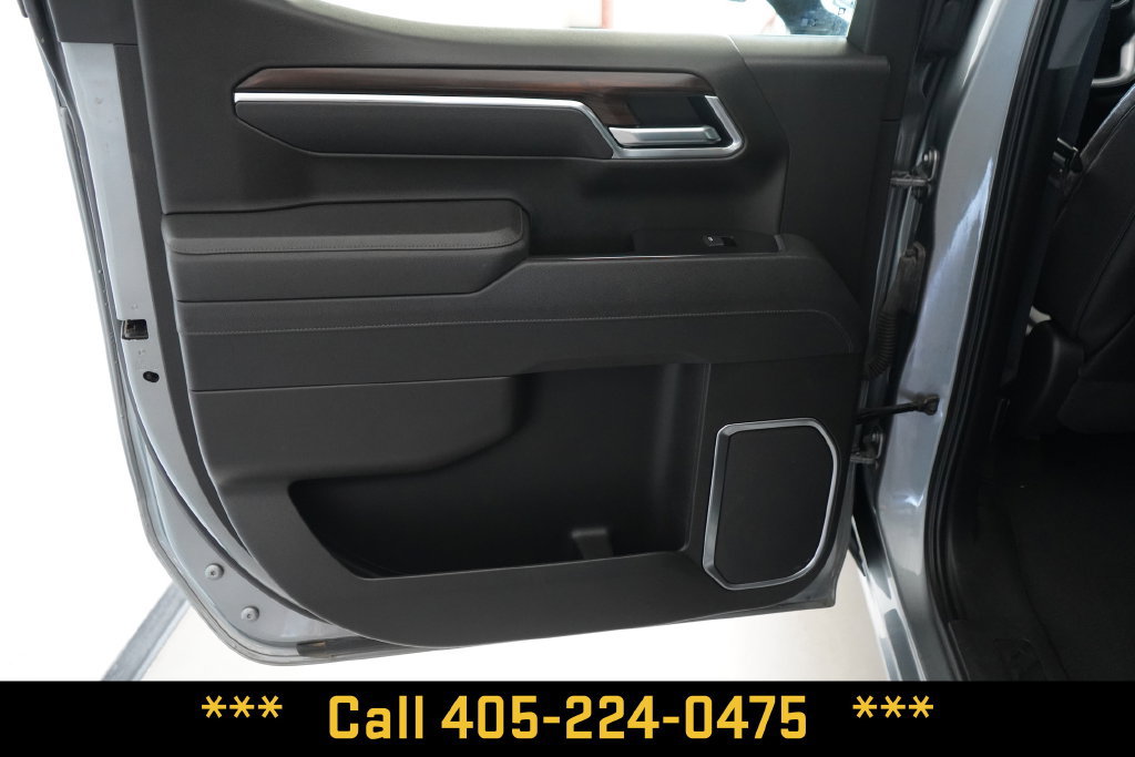 Used 2025 GMC Sierra 1500 SLT AWD/4WD image 33