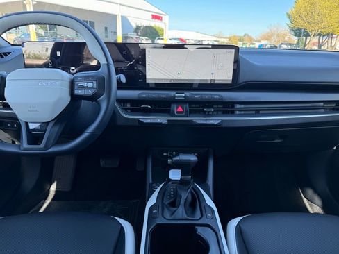 New 2026 Kia K4 GT-Line FWD image 24