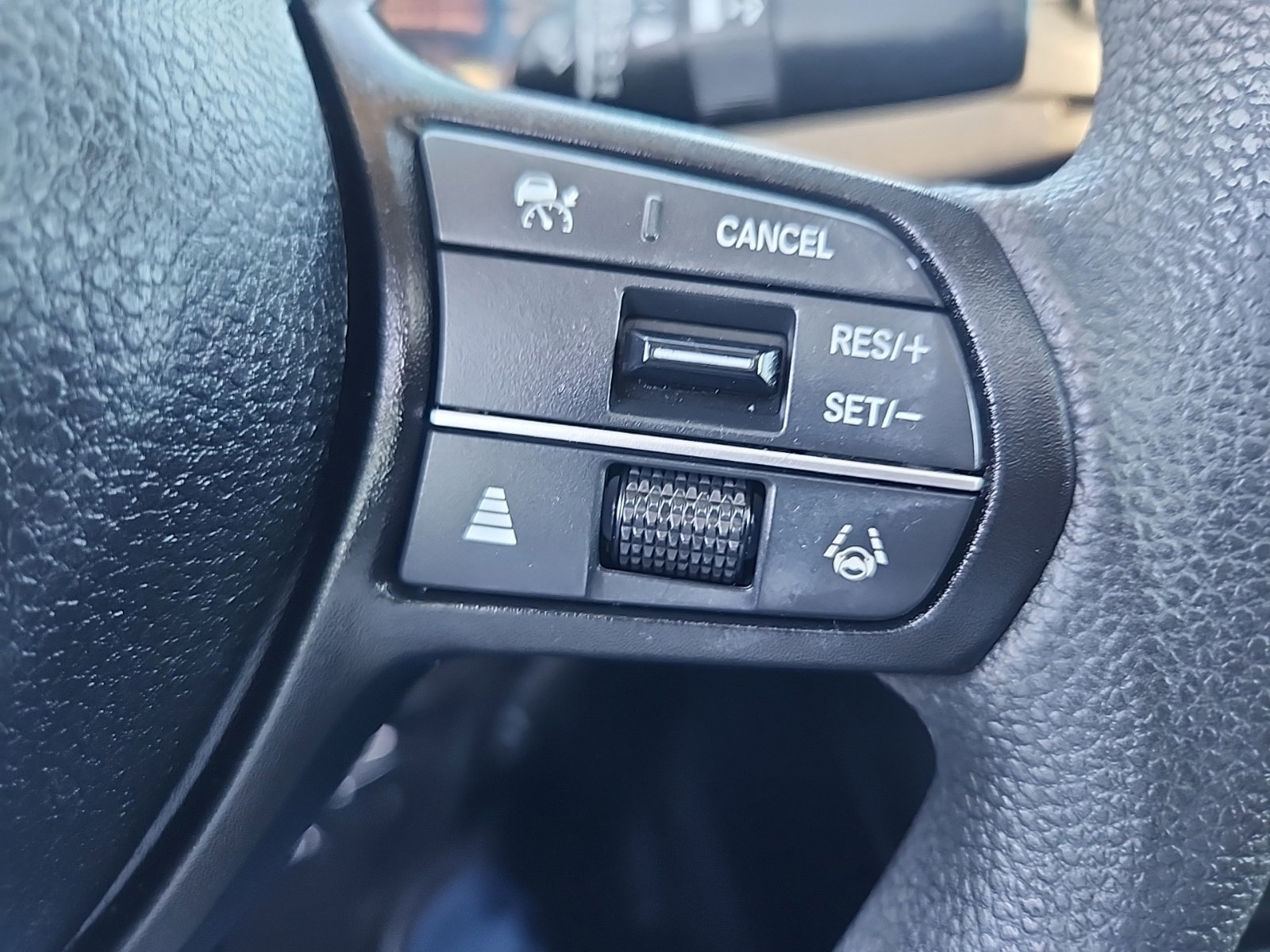 Used 2024 Honda Accord EX image 19